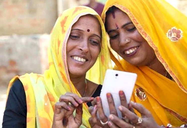 10 अगस्त से लगेंगे कैंप, प्रथम चरण में मिलेंगे 40 लाख महिलाओं को मुफ्त स्मार्टफोन