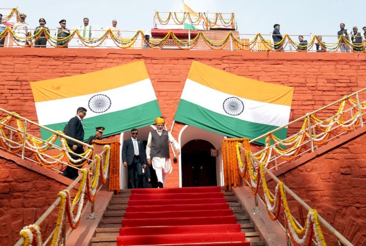 prime minister narendra modi at 15 aug 2023 at red fort