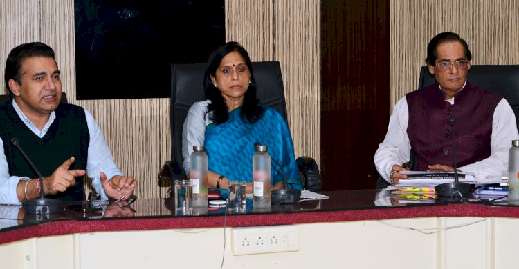 सभी अधिकारी-कर्मचारी टीम भावना से काम करें —आमजन का जीवन बचाना ही हमारा पहला और आखिरी लक्ष्य हो