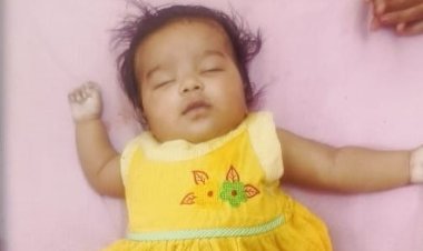 खाटूश्यामजी में कार व ई-रिक्शा की भिड़ंत, हादसे में तीन माह की मासूम बच्ची की हुई मौत, बच्ची की मां व पिता हुए घायल