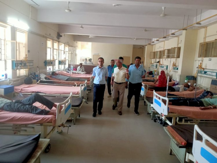 राजकीय स्वास्थ्य केंद्रों में गर्मी से बचाव के किये जा रहे अतिरिक्त इंतजाम: जिला कलक्टर