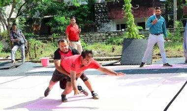 ध्यानचंद जयंती पर सचिवालय में खेल प्रतियोगिताएं आयोजित