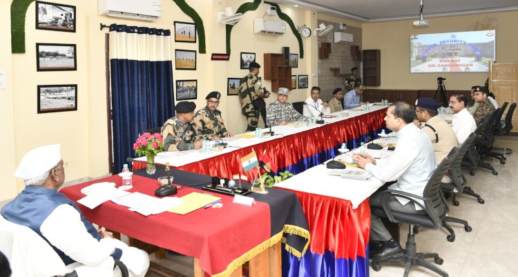 राज्यपाल बागडे ने हिंदुमलकोट चौकी का निरीक्षण