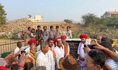 ओटाराम देवासी ने मामावली से वाडेली सड़क का उद्घाटन किया