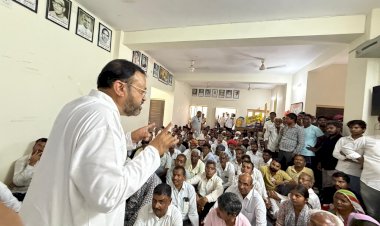 कांग्रेस का 'वोट चोर गद्दी छोड़' अभियान: लोढ़ा ने चुनाव आयोग पर उठाए सवाल