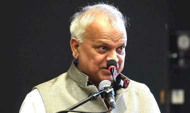 पूर्व CS निरंजन आर्य का खुलासा: जमीन पर सवर्णों का कब्जा