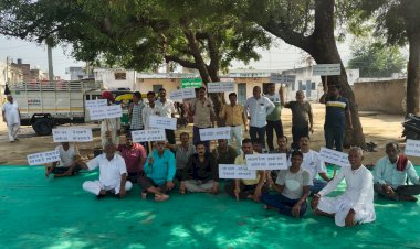 भारजा में ग्रामीण सेवा शिविर का बहिष्कार, खनन परियोजना का विरोध