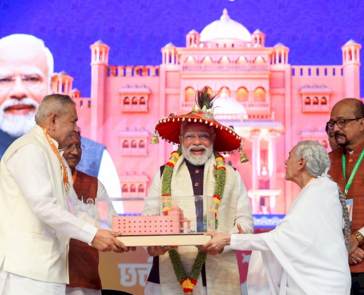 आने वाले समय में ब्रह्माकुमारीज़ विश्व शांति के प्रयासों का प्रमुख केंद्र होगा: प्रधानमंत्री नरेंद्र मोदी