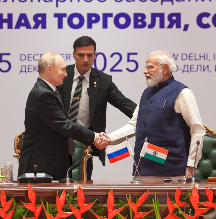 मोदी के वैश्विक 'गले-मिलन' की नियति: बाजार, महाशक्तियाँ और भारत का सच!