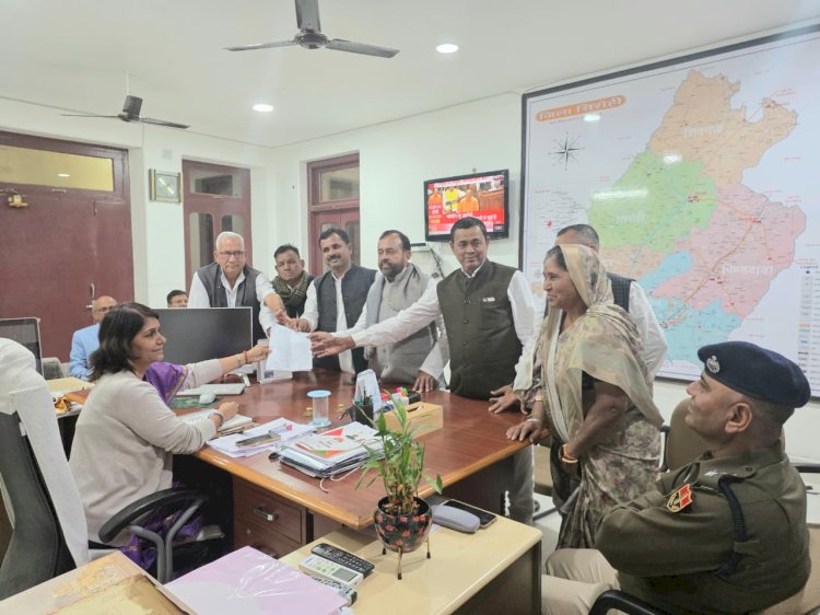 सिरोही में नरेगा बचाने के लिए कांग्रेस का बड़ा प्रदर्शन, कलेक्टर और एसपी को सौंपा ज्ञापन